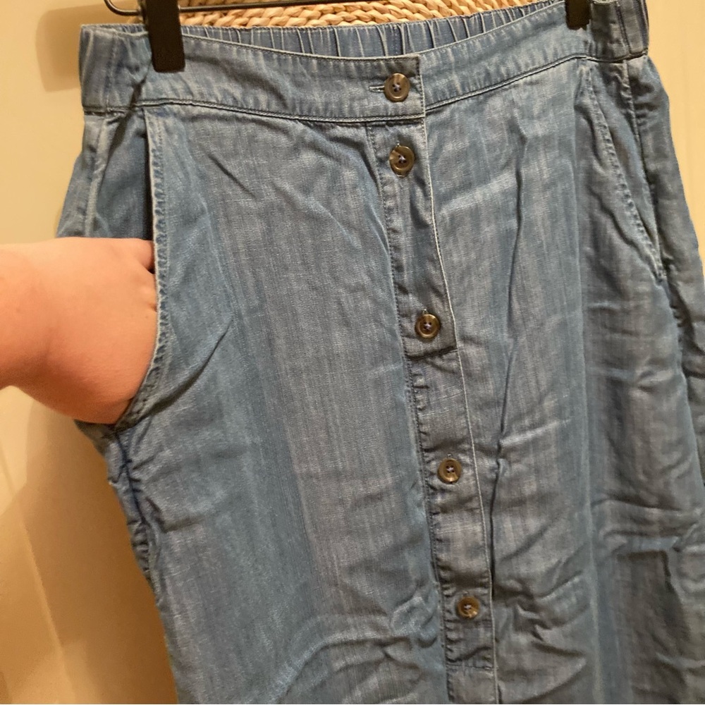EDC Blue Denim Button Front Pull On Stretch Midi Skirt Women’s Size 8